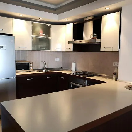 Seasun Apartment *