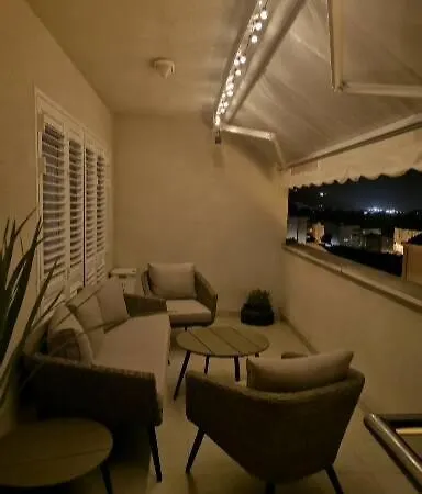 Seasun Apartment *