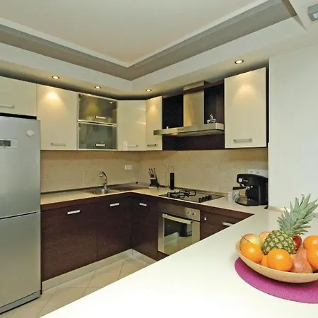 Seasun Apartment *